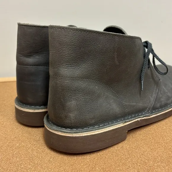 CLARKS Bushacre 2 Desert Ankle Boots Gray Leather Chukka Lace Up Men SZ 11.5