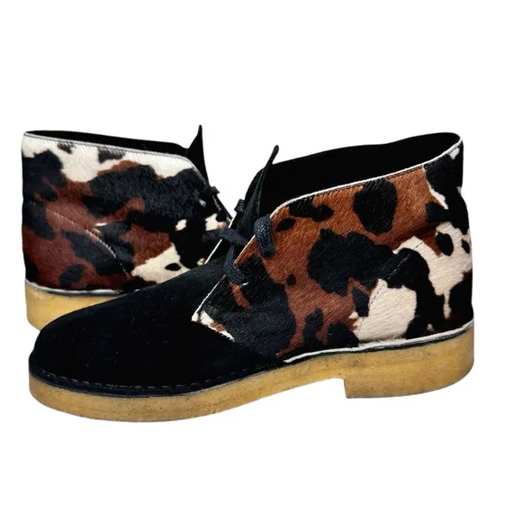 Clark’s Desert Boots Black Suede Cow Print Hair SZ 9.5 Women’s Shoes