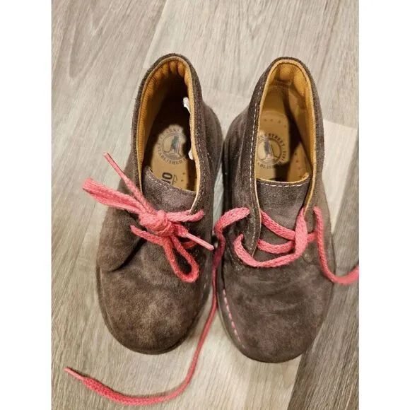 Clarks Desert Suede Girls Toddler Boots size 8.5