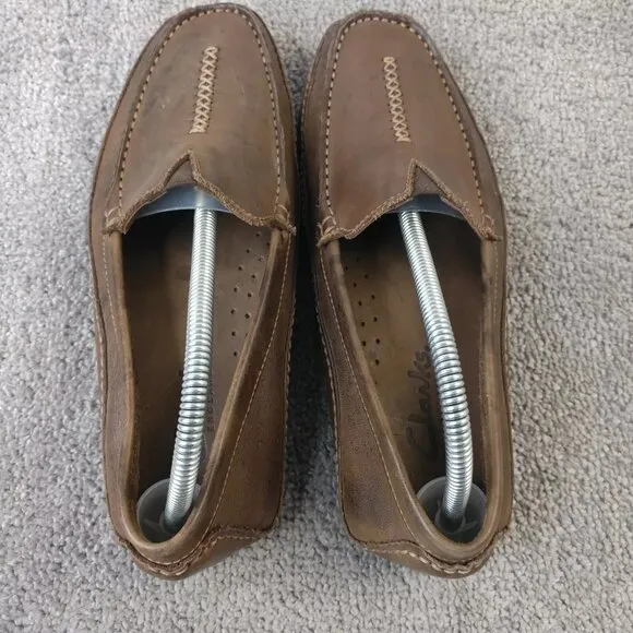 Clarks England Moccasin Loafers Mens Size 8 Shoes Brown Leather Casual Slip On