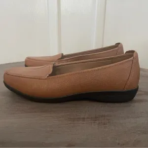 Clarks Haydn Gloss Slip on Loafers Tan Lizard