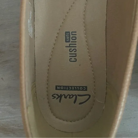 Clarks Haydn Gloss Slip on Loafers Tan Lizard