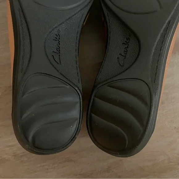 Clarks Haydn Gloss Slip on Loafers Tan Lizard