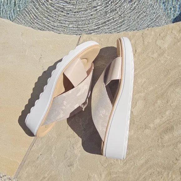 Clarks Jillian Gem Wedge Slide Sandals comfy us 10M