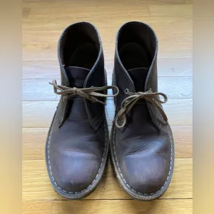 Clarks leather desert boots