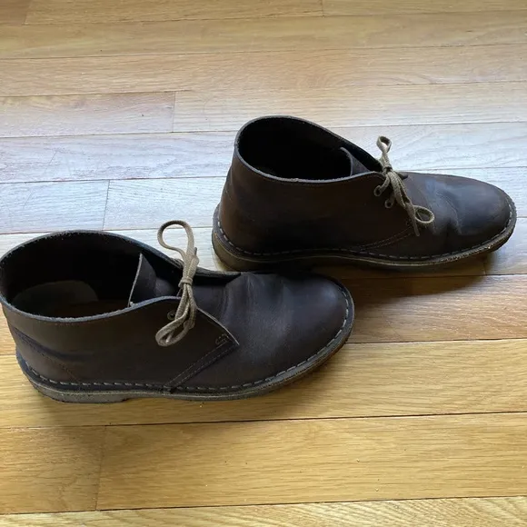 Clarks leather desert boots