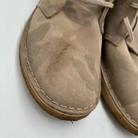 Clarks Men’s 11 Camo Suede Originals Desert Mid Lace Up Chukka Boots