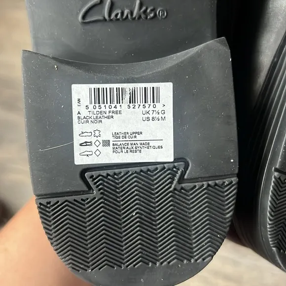Clarks Men’s Black Leather Tilden Free Slip-On Loafers Sz 8.5 M 🕶️