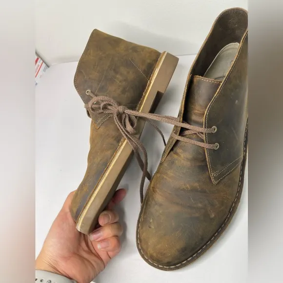 Clark’s Men’s Desert Lace Up Boots in Beeswax Leather Sz 11 Like New