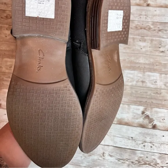 💚Clark’s NWOT boots