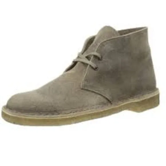 Clark’s Original Desert Chukka Boots in Oakwood Suede