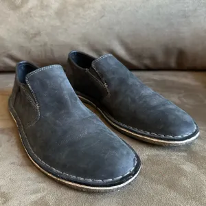 Clarks Original’s Black Leather Slip On Loafers