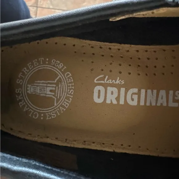 Clarks Original’s Black Leather Slip On Loafers
