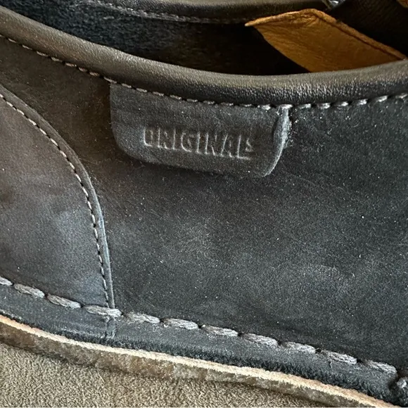 Clarks Original’s Black Leather Slip On Loafers