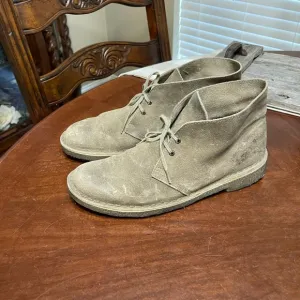 Clarks Originals Desert Waxed Leather Chukka Boots crepe sole