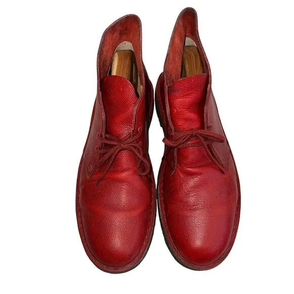 Clarks Originals Red Pebbled Leather Desert Ankle Boots Gum Soles RARE Size 9.5
