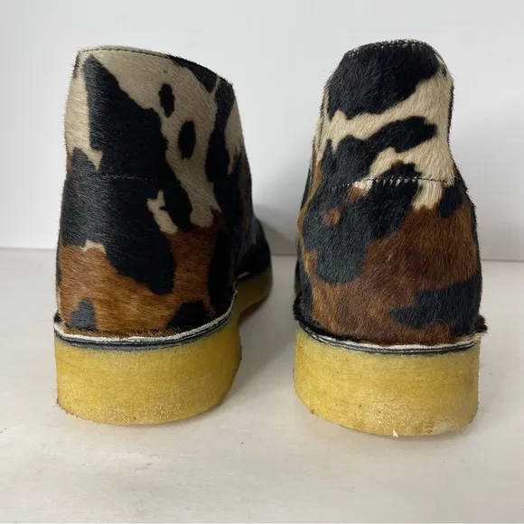 Clarks Originals Women's 8 Black Cow Print Suede 221 Desert Boots