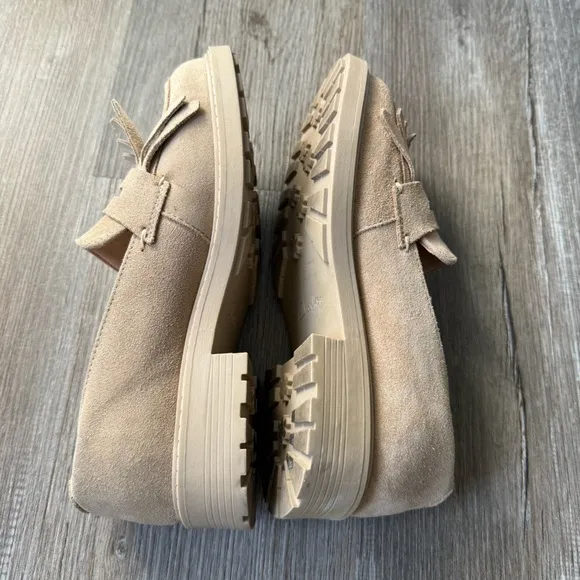Clark’s Orinoco 2 Suede Loafers Slip On Shoes Beige Sand Fringe Tassels 6.5 37