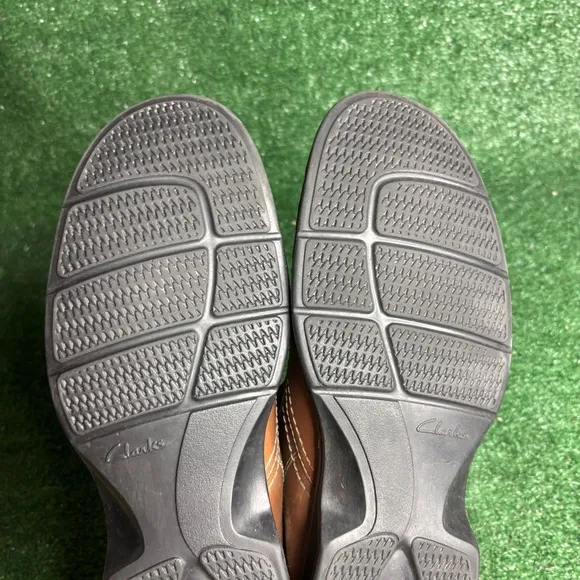 Clarks Ortholite Brown Comfort Slip On Casual Loafers Shoes Size 11.5