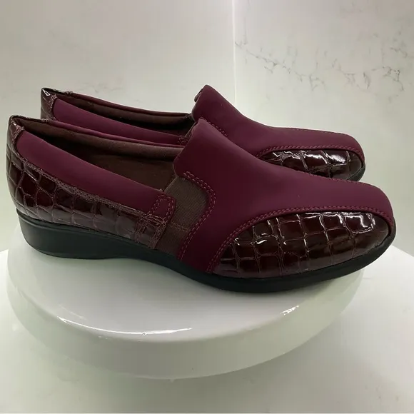 Clarks Women's Gael Rex Flat size 10