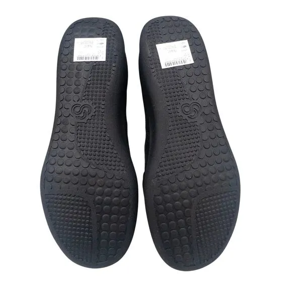 Clarks Women's Sillian 2.0 Star Slip-On Women's Loafers Black 8.5