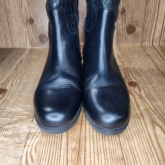 Clarks‎ Women's Tall Leather Knee High Riding Boots Size 9.5