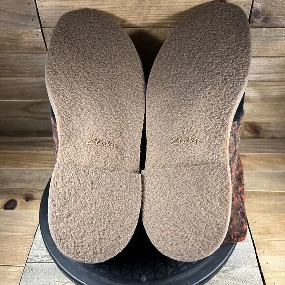 Clarks Mens Size 13 Desert Chukka Boots Black/Orange Wool &amp; Suede Casual NWOB