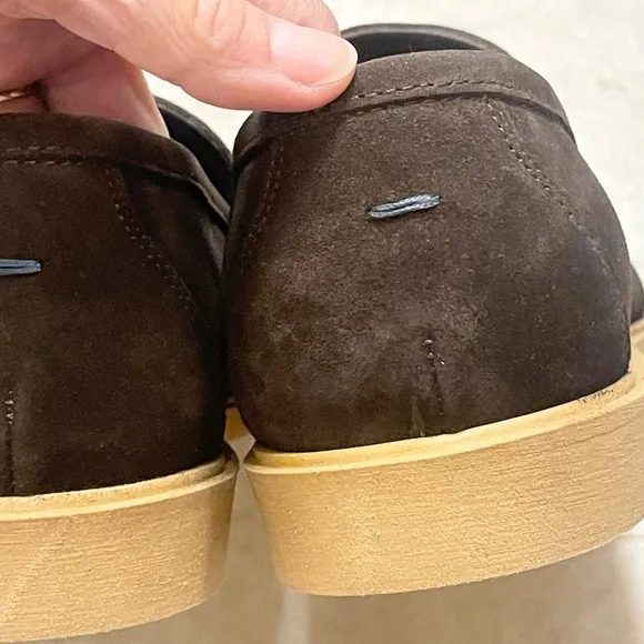 Classy NWOT Onward Reserve suede loafers
