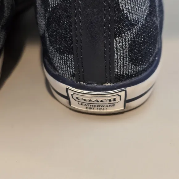 Coach &quot;Bonney&quot; Blue Signature Denim Jacquard High Top Sneakers 7 B