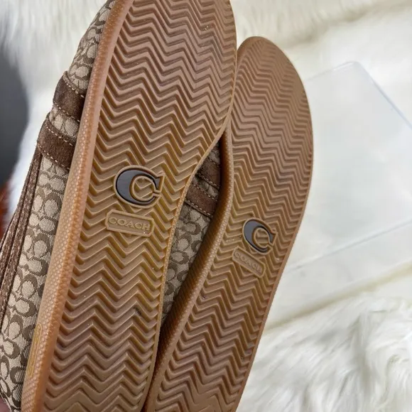COACH ELLIE CANVAS SNEAKERS SIZE 10