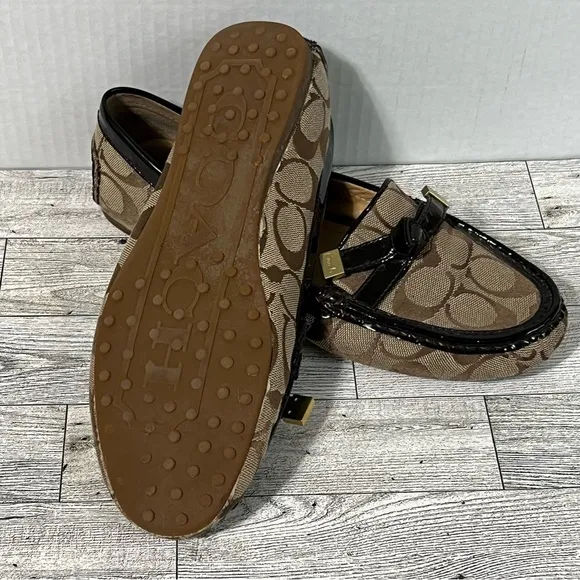 Coach FRIDA Slip on Loafers 8.5 Signature Monogram Logo Brown