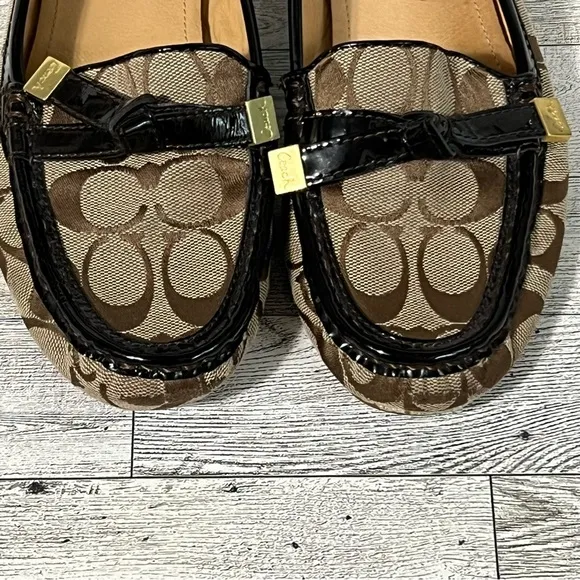 Coach FRIDA Slip on Loafers 8.5 Signature Monogram Logo Brown
