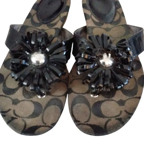 Coach Sandals Suki Black Daisy Women's Sandals Size 7