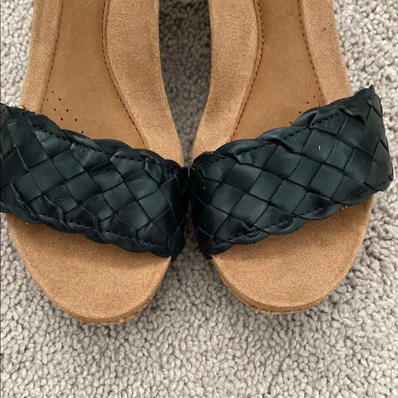 Cobb Hill Alleah Two Piece Heels Size 5