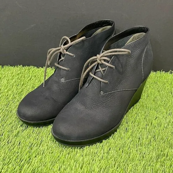 Cole Haan Air Britt Desert Ankle Chukka Boots