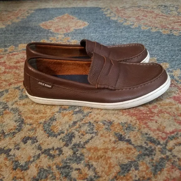 Cole haan  brown leather Nantucket loafers