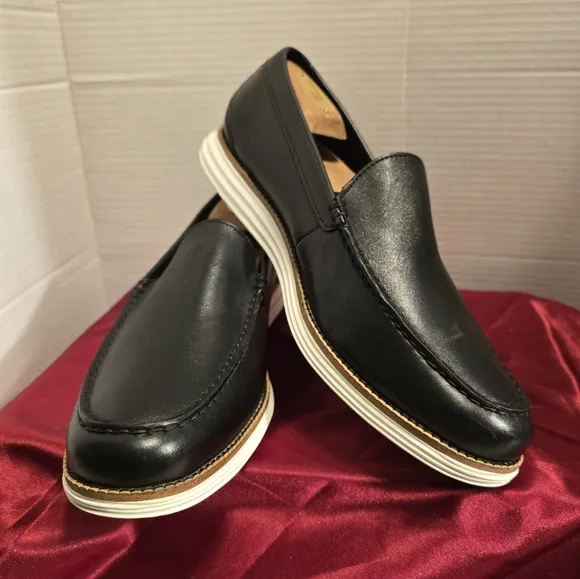 COLE HAAN ORIGINAL GRAND LEATHER BLACK MEN'S SLEEK ELEGANT COMFORTABLE SIZE 10M