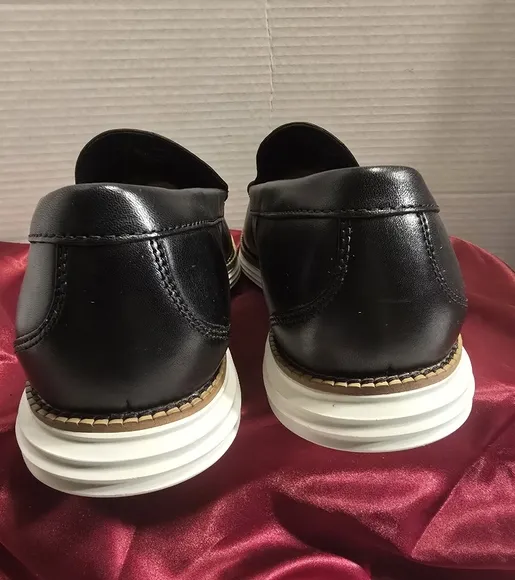 COLE HAAN ORIGINAL GRAND LEATHER BLACK MEN'S SLEEK ELEGANT COMFORTABLE SIZE 10M