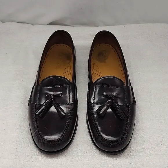 COLE HAAN PINCH TASSEL LEATHER LOAFERS BURGUNDY MENS 10.5 ELEGANT GUC MADE INDIA