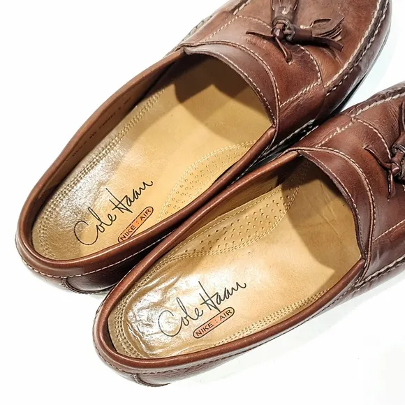 COLE HAAN Pinch Tassel Loafers Mens 9W Slip On Shoes Tan Brown Leather C06982