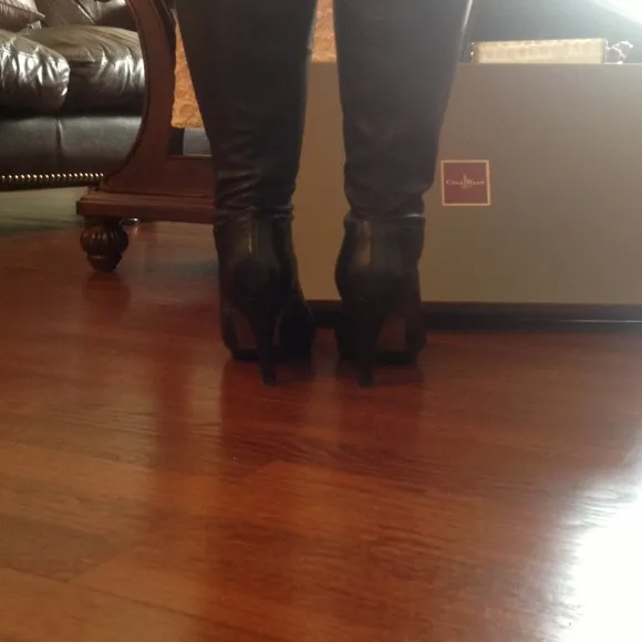 Cole Hann Butter Soft Leather Boots STUNNING