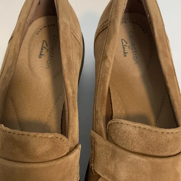 Collection by Clarks Airabell Slip On Cognac Suede Wedge Loafers Size 7M