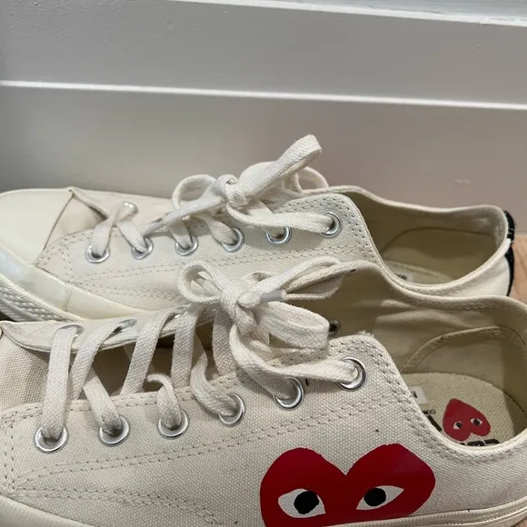 COMME DES GARCONS PLAYConverse Large Emblem Low Top Canvas Sneakers