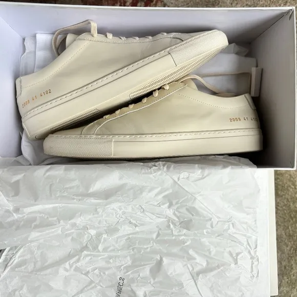 Common Projects Achilles low-top leather sneakers
