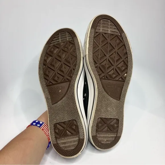 Converse black low top canvas sneakers unisex sizing