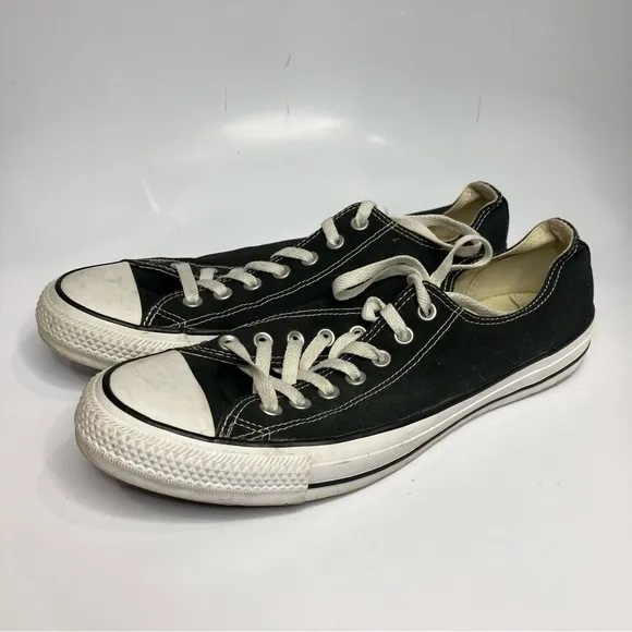 Converse black low top canvas sneakers unisex sizing