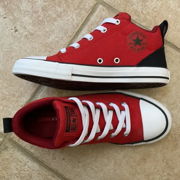 Converse Boys CTAS Ollie Mid Canvas Sneakers