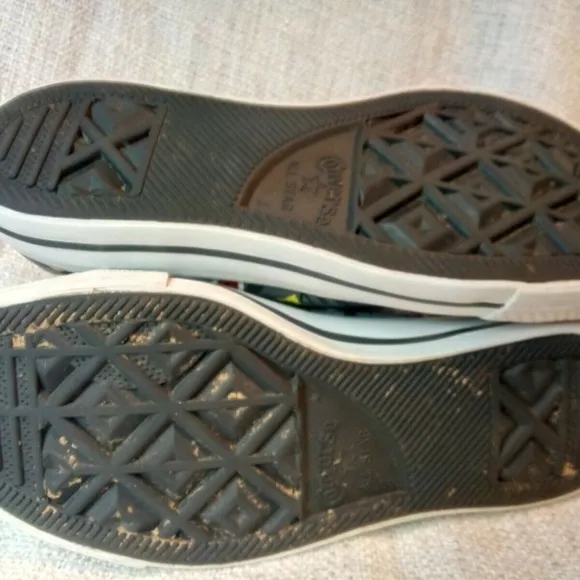 Converse Chuck Taylor All Star Hi Top Sneakers 4