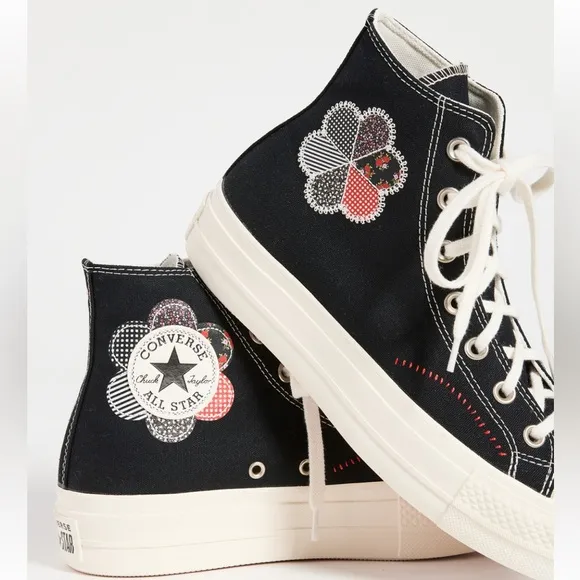 Converse Chuck Taylor All Star Lift Sneakers