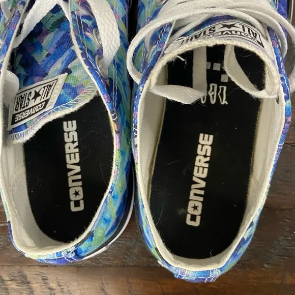 Converse Chuck Taylor All-Star Photo Real Low-Top Sneakers Blue Purple Women’s 7
